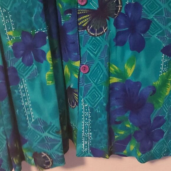 CM Shapes woman sleeveless tunics - Picture 6 of 8